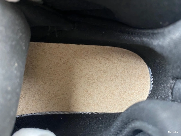 Rep TBK Bugs 305381-103 Air Jordan 8 Bunny Retro (2013) 0822